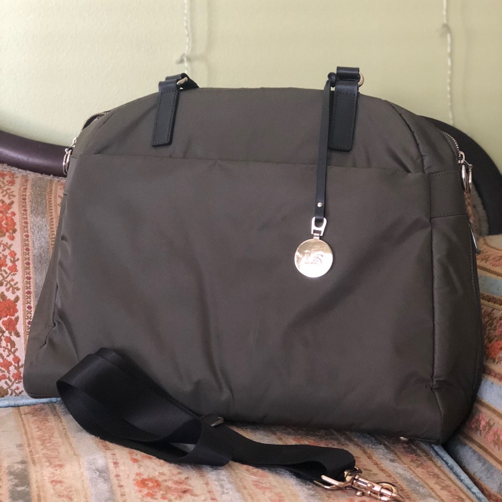 Lo & Sons OMG Bag